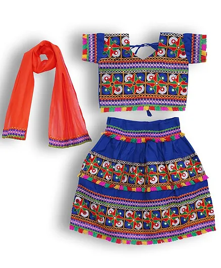 Tahanis Short Sleeves Embroidered Choli With Lehanga And Dupatta - Blue