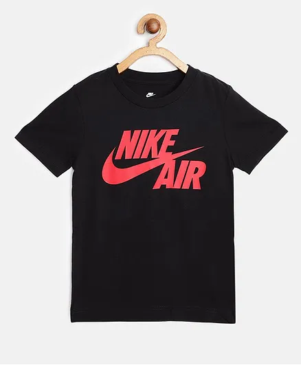 Nike Half Sleeves Logo Print Tee - Black
