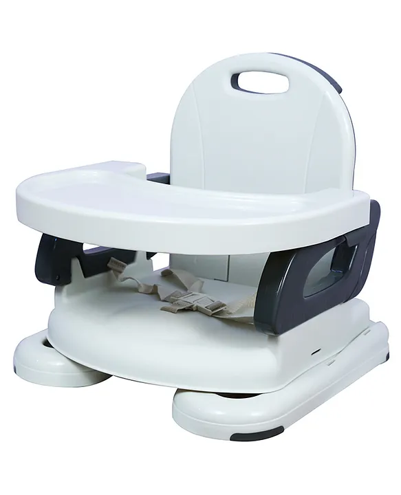 Fold up clearance booster seat