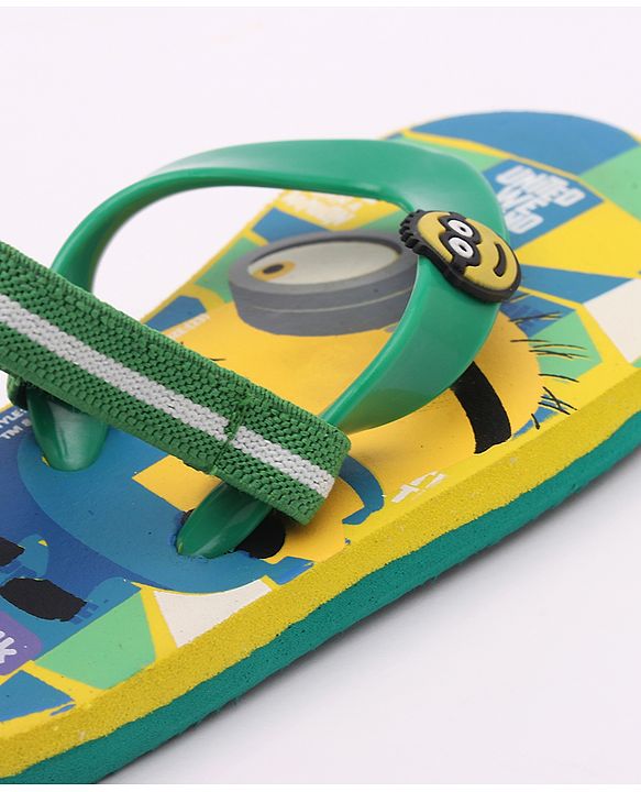 Cute Walk by Babyhug Flip Flops Minion Print - Yellow