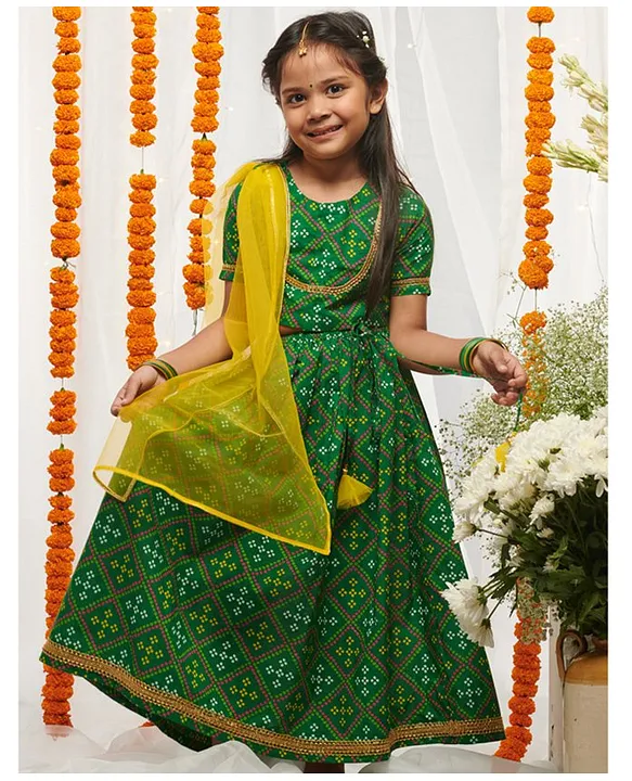 Pre Order: Bandhani Printed Cotton Top And Lace Detailed Lehenga With |  Little Muffet