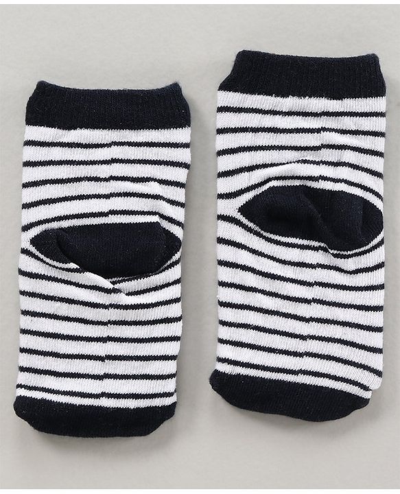 Cute Walk by Babyhug Ankle Length Antibacterial Socks Bear Stripe And Star Design Pack Of 3 - Black White Brown