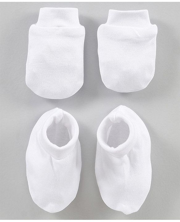 Babyhug 100% Cotton Mittens & Booties Set - White
