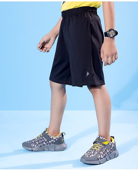 Pine Active Mid Thigh Length Quick Dry Shorts Solid - Black