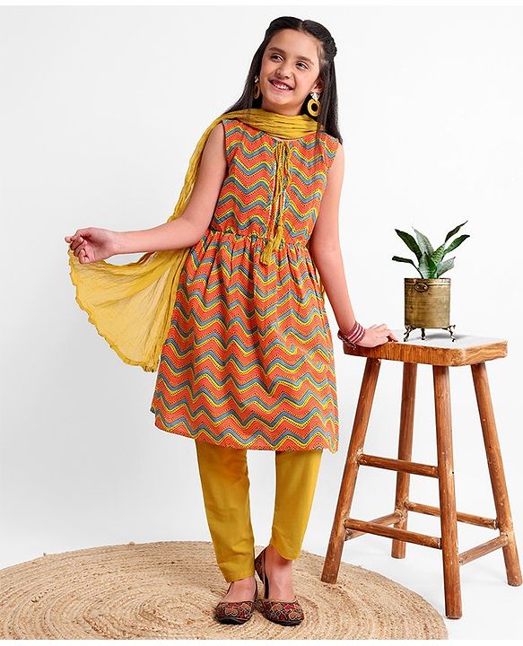 Pine Kids Sleeveless Printed Kurti Churidar Set With Dupatta - Yellow & Red