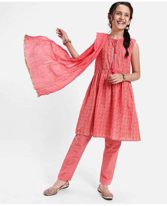 Pine Kids Sleeveless Printed Kurti Churidar Set With Dupatta- Pink