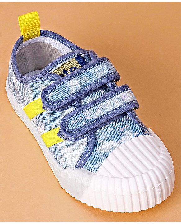 Cute Walk by Babyhug Casual Shoes - Blue