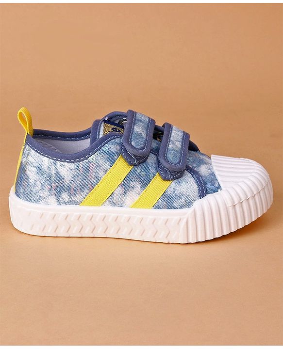 Cute Walk by Babyhug Casual Shoes - Blue