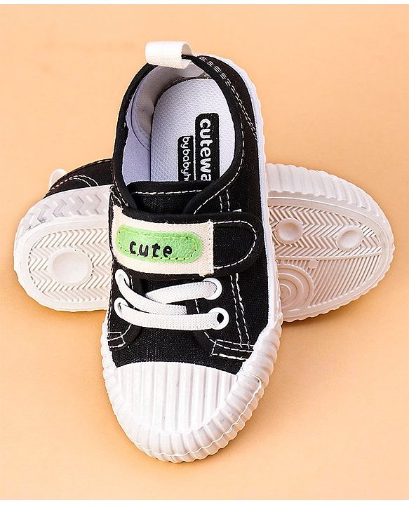Cute Walk by Babyhug Casual Shoes with Patch - Black