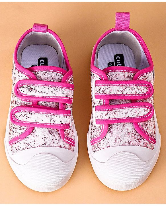 Cute Walk by Babyhug Casual Shoes with Sequins - Pink