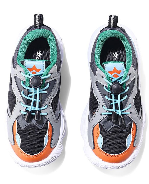 Cute Walk by Babyhug Sports Shoes - Green