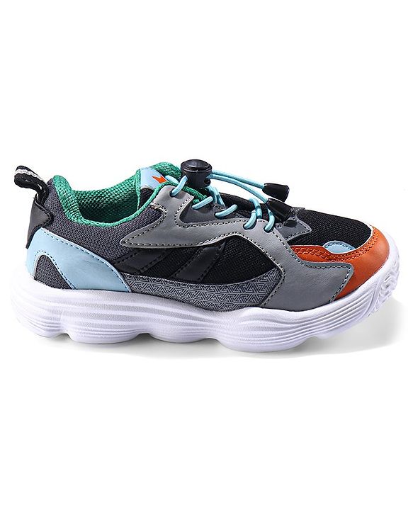 Cute Walk by Babyhug Sports Shoes - Green