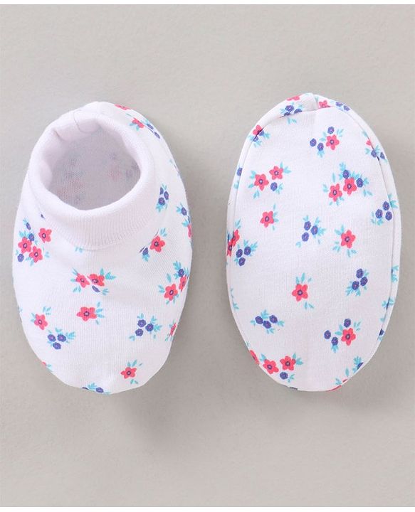 Babyhug Cotton Cap Mitten & Booties Set Floral Print White - Diameter 11.5 cm