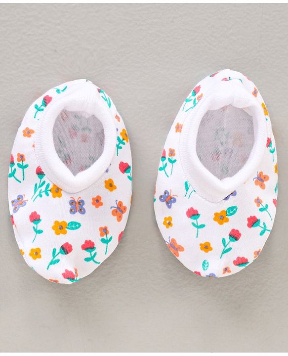 Babyhug 100% Cotton Cap Mitten & Booties Set Floral Print - White