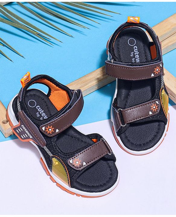 Cute Walk by Babyhug Sandals With Velcro Closure - Brown