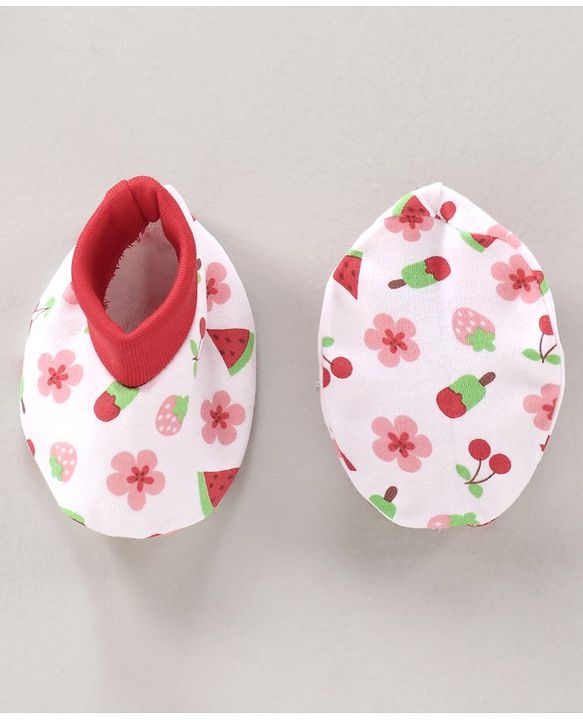 Babyhug 100% Cotton Cap Mittens & Booties Set Printed Red - Diameter 11 cm