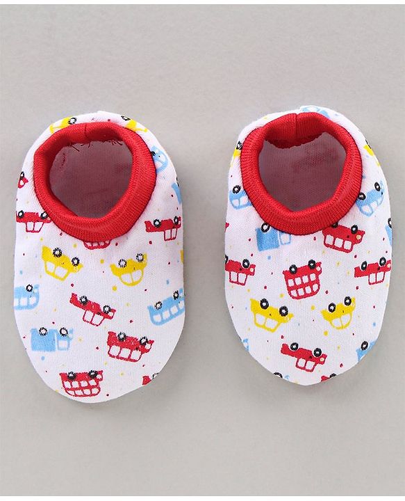 Babyhug Cap Mitten & Booties Floral Print - Cap Diameter 15.5 cm