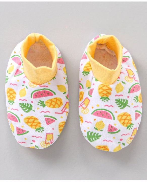 Babyhug 100% Cotton Mittens & Booties Set Fruits Print - Yellow