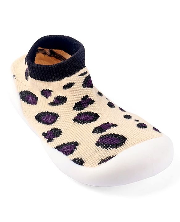 Cute Walk by Babyhug Ankle Length Non Terry Sock Shoes - Pink Black