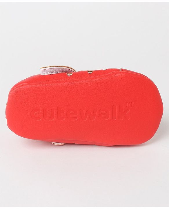 Cute Walk by Babyhug Velcro Closure Bellies Bow Applique & Laser Cut Detailing- Red