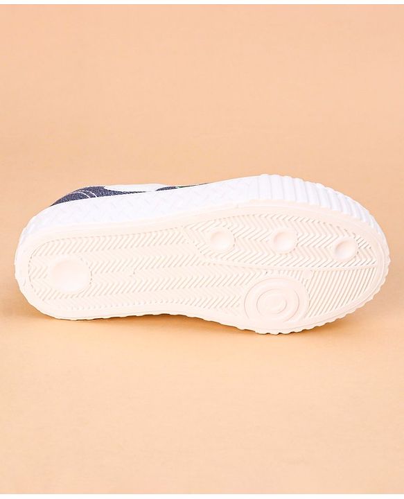 Cute Walk by Babyhug Casual Shoes - Blue