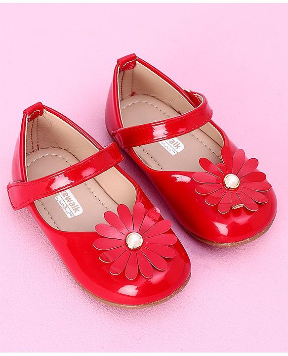 Cute Walk by Babyhug Sandals Floral & Beads Applique - Red