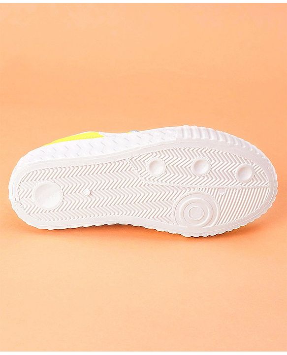 Cute Walk by Babyhug Casual Shoes With Star Patch- Yellow