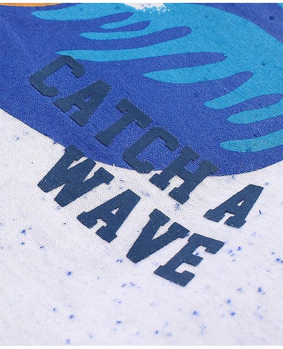 Pine Kids Half Sleeves Biowashed Cotton T-Shirt And Knee Length Shorts Set With Side Pockets Catch A Wave HD Print - White Blue