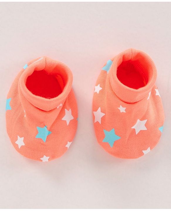Babyhug 100% Cotton Cap Mittens & Booties Set Star Print Orange - Diameter 17 cm