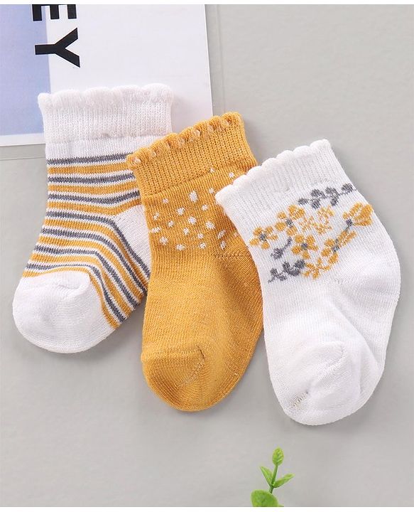 Cute Walk by Babyhug Cotton Knit Regular Length Antibacterial Socks Design Pack Of 3 - Multicolour