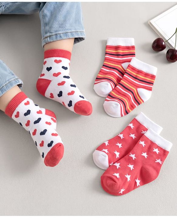 Cute Walk by Babyhug Cotton Knit Ankle Length Antibacterial Socks Multi Design Pack Of 3 - Multicolour