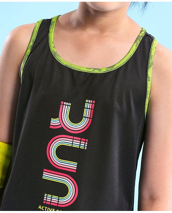 Pine Active Sleeveless Sports T-Shirt And Shorts Text Print - Black & Green