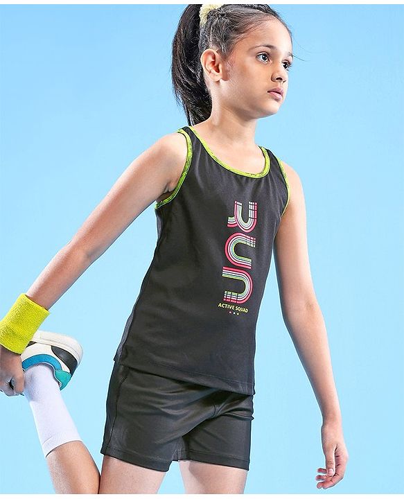 Pine Active Sleeveless Sports T-Shirt And Shorts Text Print - Black & Green