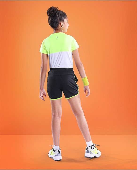 Pine Active Mid Thigh Length Solid Color Shorts  - Black