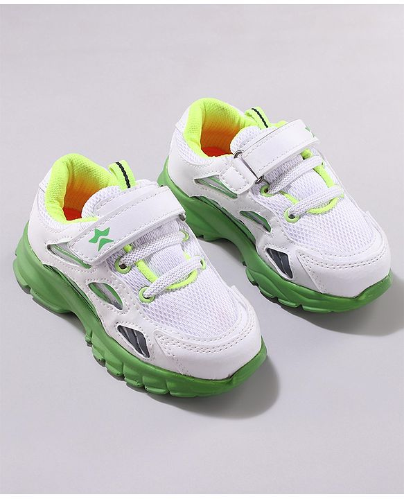 Cute Walk by Babyhug Solid Sneakers with Velcro Closure - Green