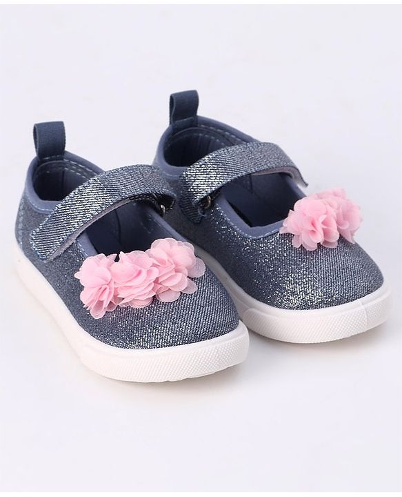 Cute Walk by Babyhug Velcro Closure Casual Shoes With Flower Applique- Blue
