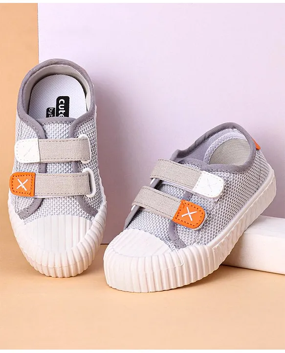 Cute Walk by Babyhug Casual Shoes Solid Grey