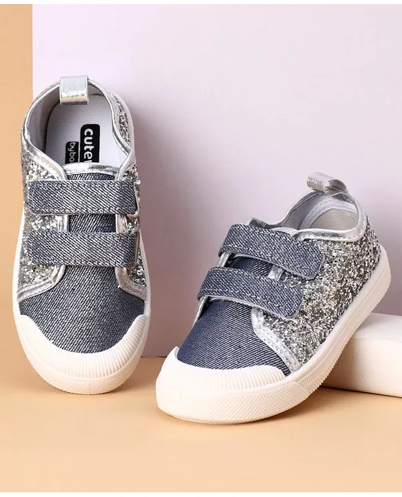 Cute walk by babyhug cheap casual shoes