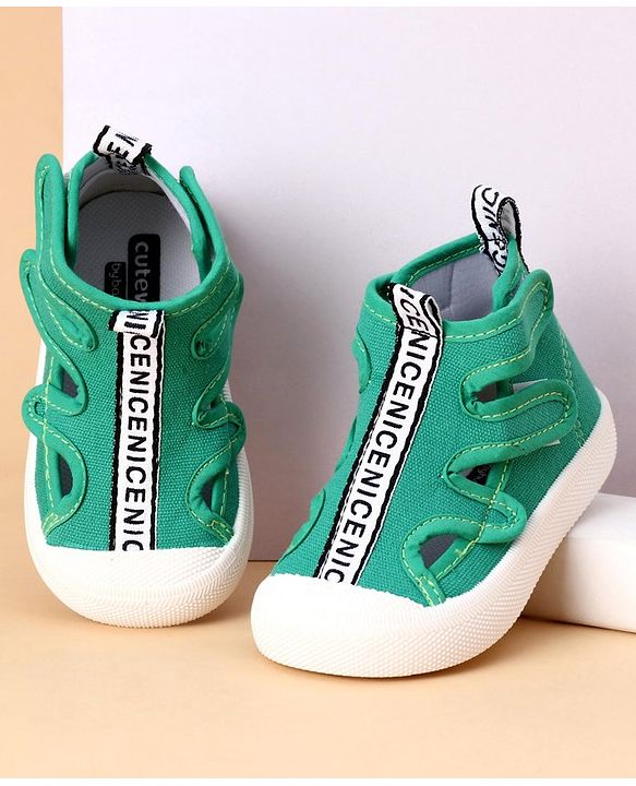 Cute Walk by Babyhug Casual Shoes with Velcro - Green