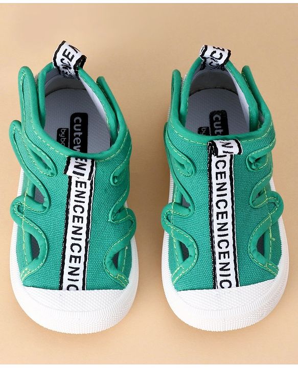 Cute Walk by Babyhug Casual Shoes with Velcro - Green