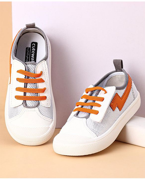 Cute Walk by Babyhug Casual Shoes Solid- Pink