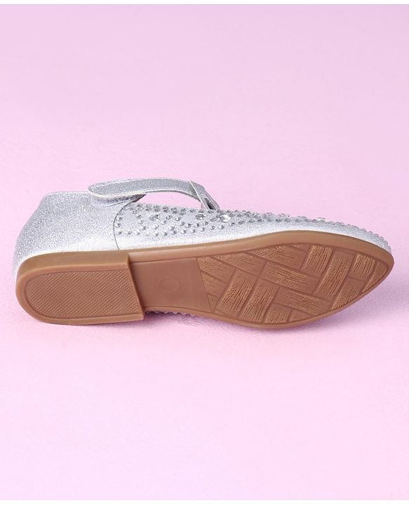 Cute Walk by Babyhug Sandals With Velcro Closure - Silver