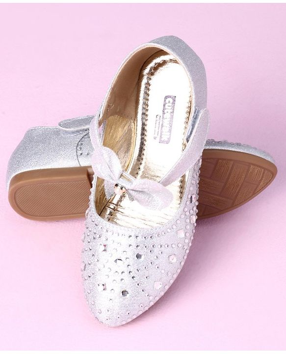 Cute Walk by Babyhug Sandals With Velcro Closure - Silver