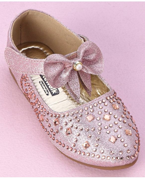 Cute Walk by Babyhug Sandals With Velcro Closure - Pink