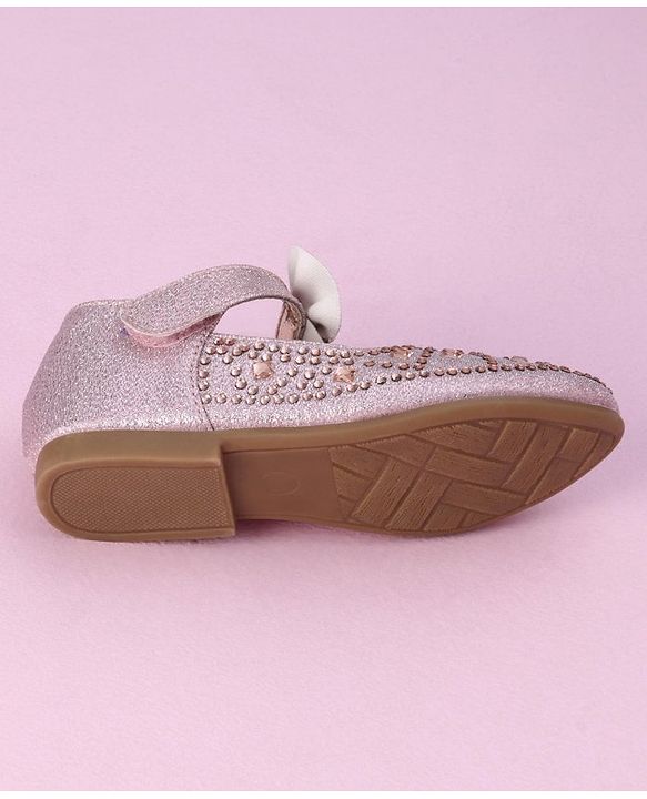 Cute Walk by Babyhug Sandals With Velcro Closure - Pink