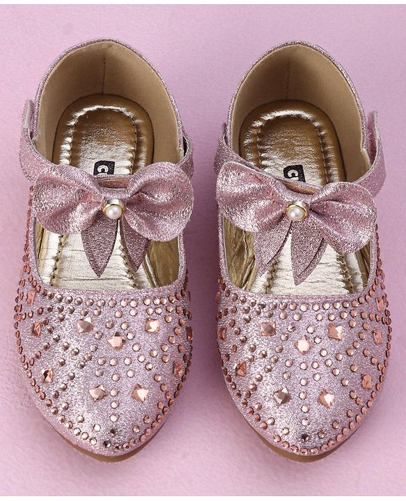 Cute Walk by Babyhug Sandals With Velcro Closure - Pink