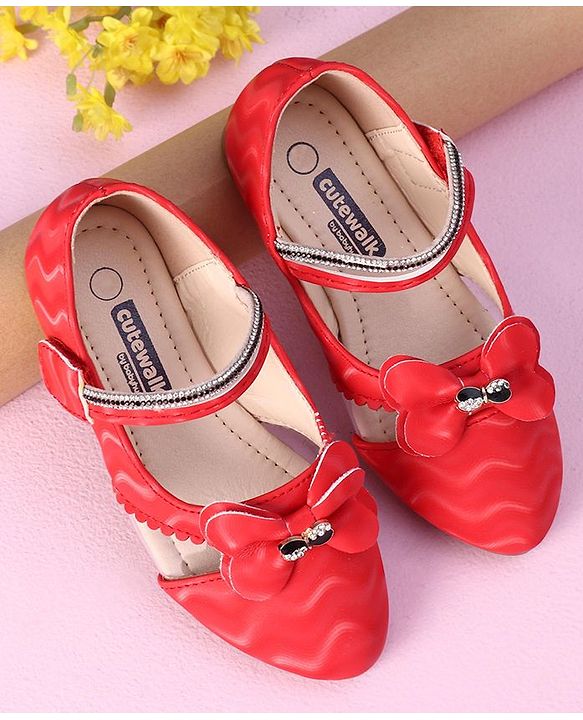 Cute Walk by Babyhug Sandals Bow Applique- Red