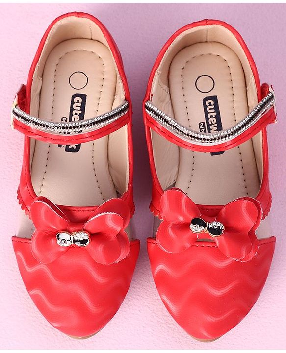 Cute Walk by Babyhug Sandals Bow Applique- Red