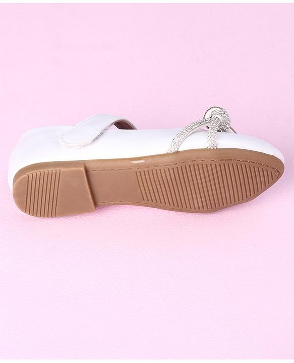 Cute Walk by Babyhug Embellished Sandals- White