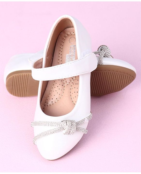 Cute Walk by Babyhug Embellished Sandals- White